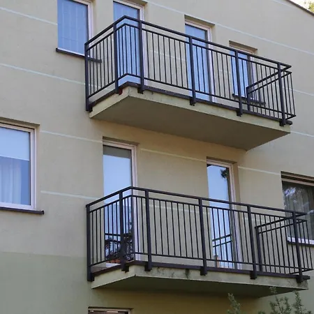 Apartament 80 * 슈비노우이스쳬